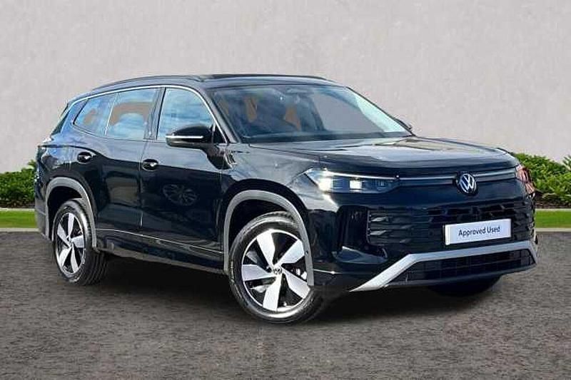 Used 2025 VW Tayron SUV | £39,995 (Fair price) - Image 1/4