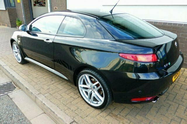 Used Alfa Romeo GT 2010 Coupe