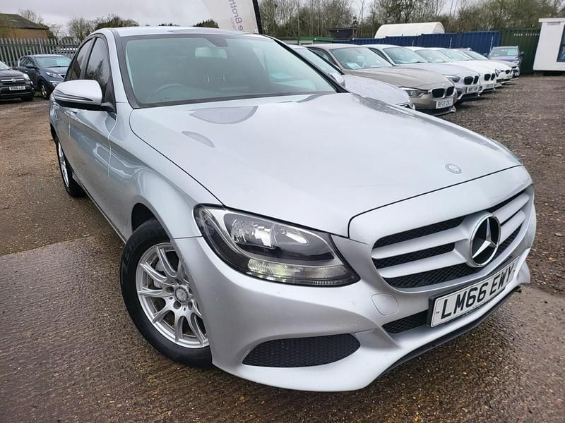 Used Mercedes C220 SE 170 HP (125 kW) 2016 Silver Sedan