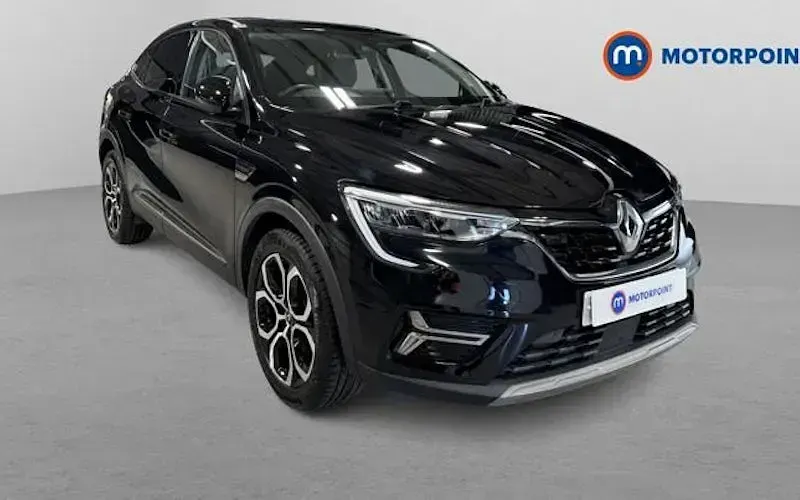 Begagnad Renault Arkana Techno 143 HK (105 kW) 2023 SUV