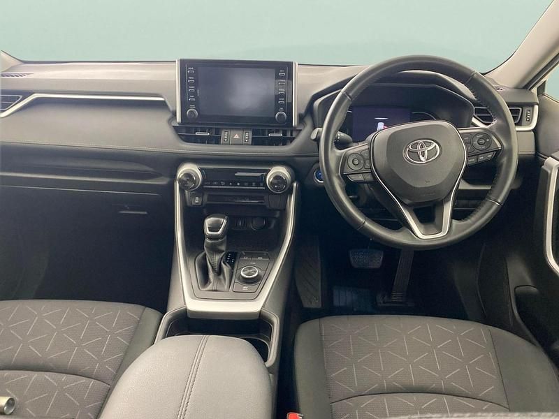 Used Toyota RAV4 Hybrid Design 222 HP (163 kW) 2021 White SUV