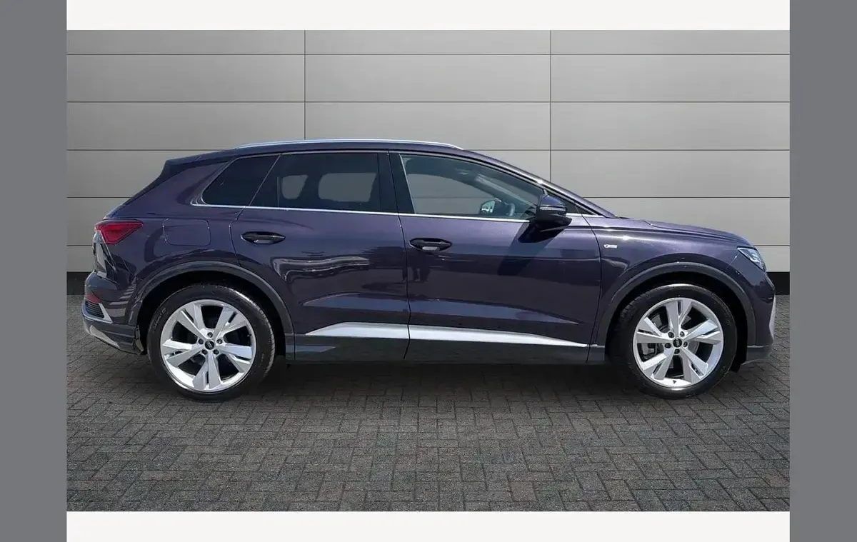 Used Audi Q4 e-tron S-Line 210 kW (286 HP) 2025 Other SUV