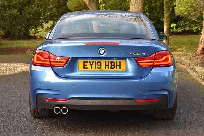Usado BMW 420 M Sport 190 HP (139 kW) 2019 Azul Cabrios