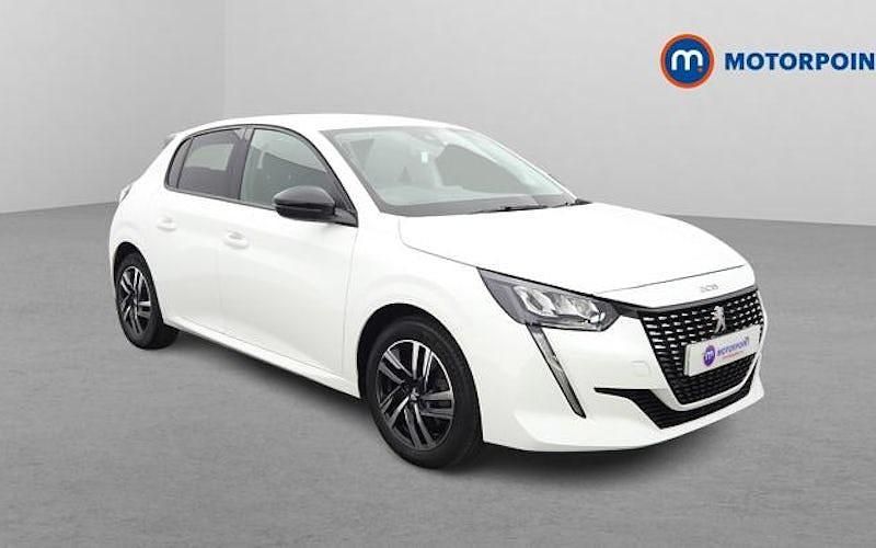 Used Peugeot 208 Allure+ 131 HP (96 kW) 2023 White Hatchback