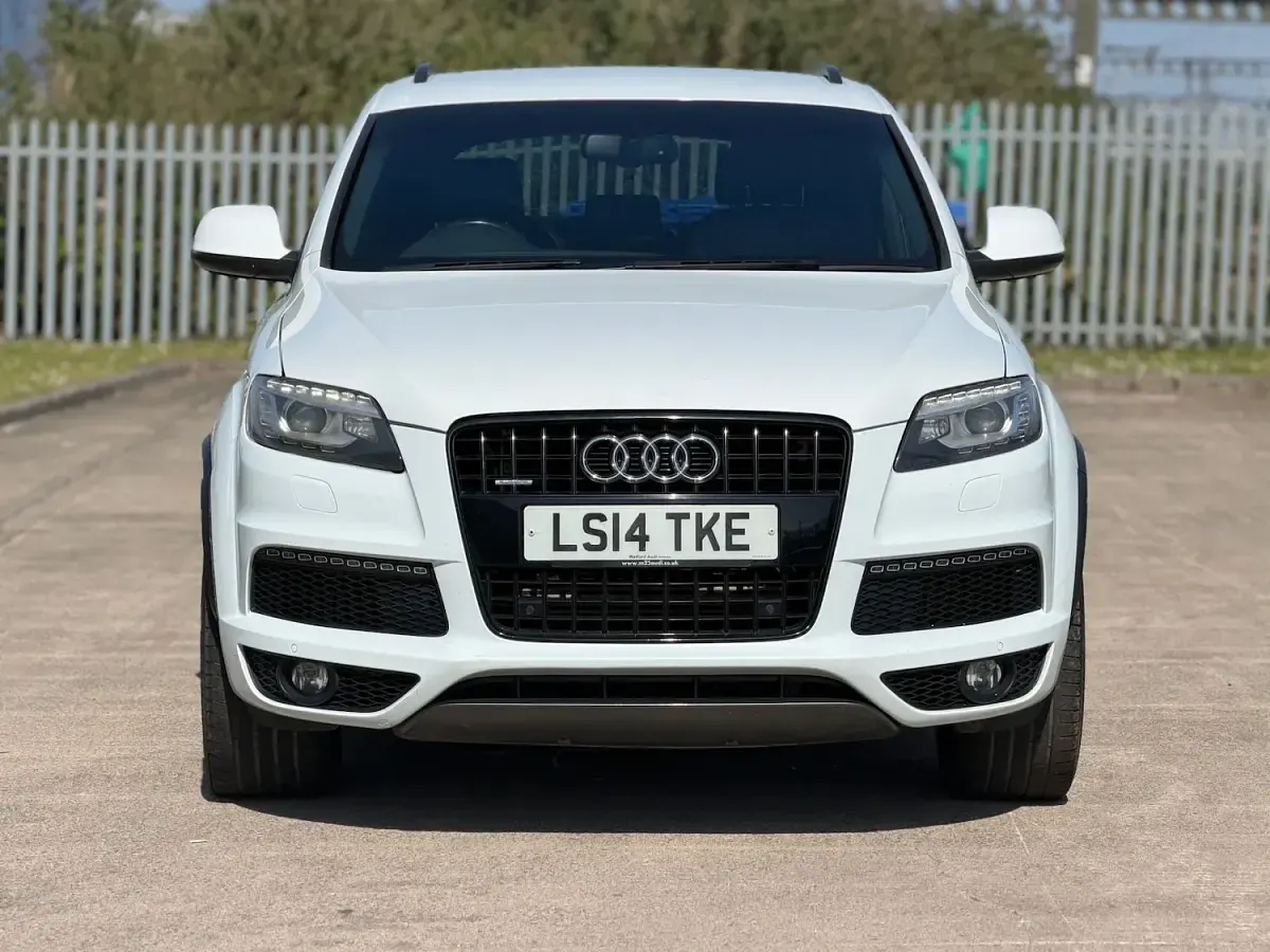 Used Audi Q7 S-line plus 2014 White SUV