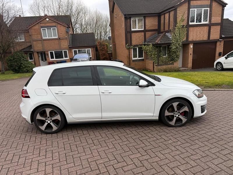 Used VW Golf VII GTI 2015 White Hatchback