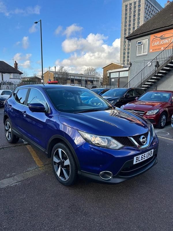 Blue Used 2015 Nissan Qashqai N-TEC SUV | £6,990 (Good price) - Image 1/4