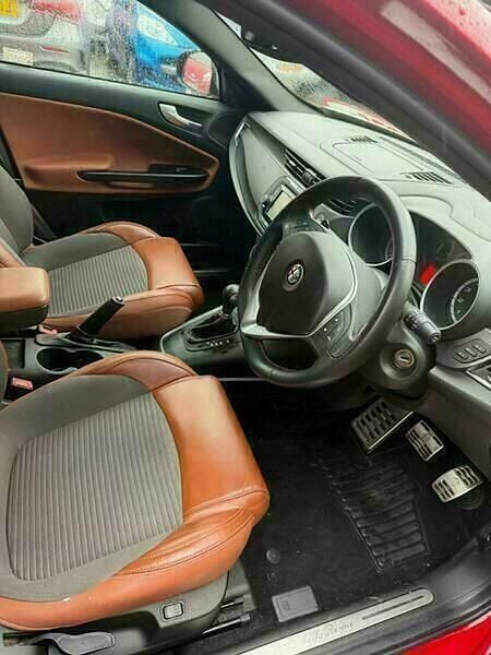 Used Alfa Romeo Giulietta Exclusive 170 HP (125 kW) 2014 Red Hatchback