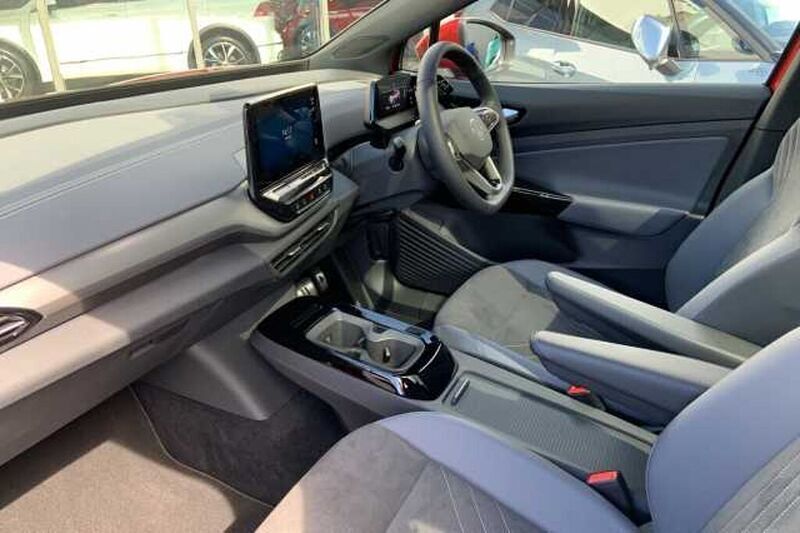 Image 2/4