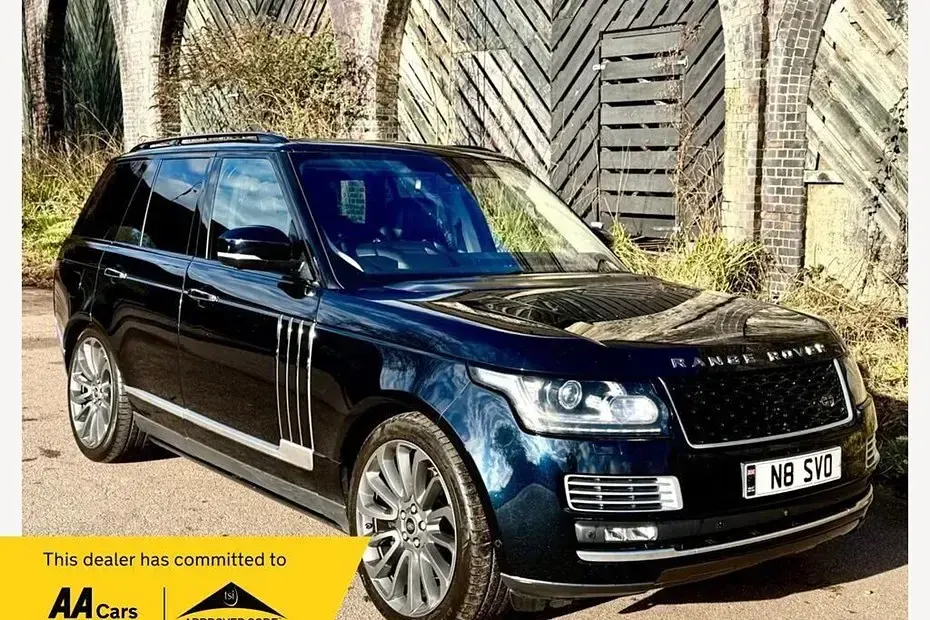 Begagnad Land Rover Range Rover SVAutobiography 2015 Svart SUV