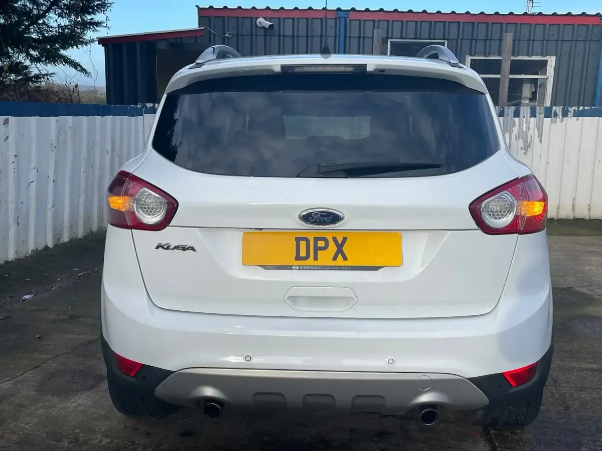 Used Ford Kuga Titanium 163 HP (119 kW) 2011 White SUV