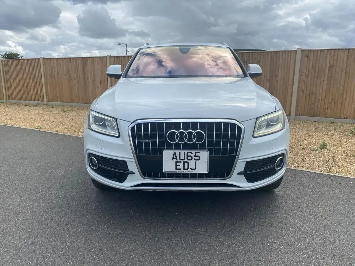 Used Audi Q5 S-line plus 2015 White SUV