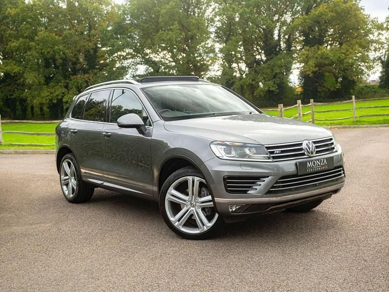 Grey Used 2017 VW Touareg R-line Plus SUV | £17,499 (Fair price) - Image 1/3