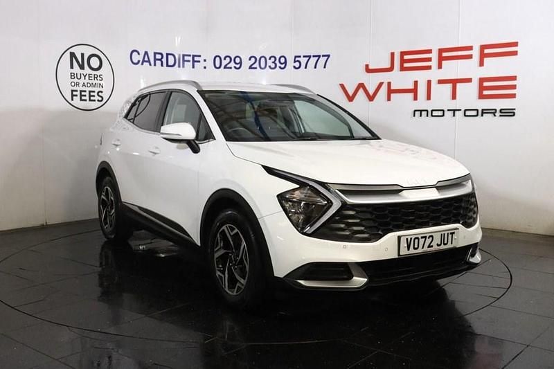 White Used 2022 Kia Sportage SUV | £17,488 (Super price) - Image 1/4