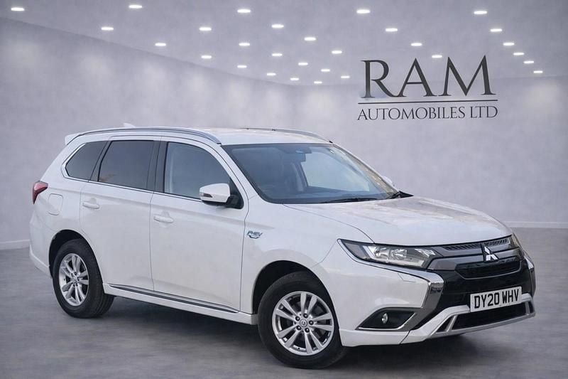 White Used 2020 Mitsubishi Outlander P-HEV SUV | £10,790 (Super price) - Image 1/4