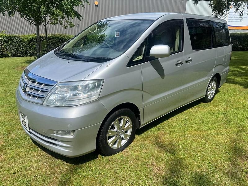 Used Toyota Alphard 2007 Silver MPV
