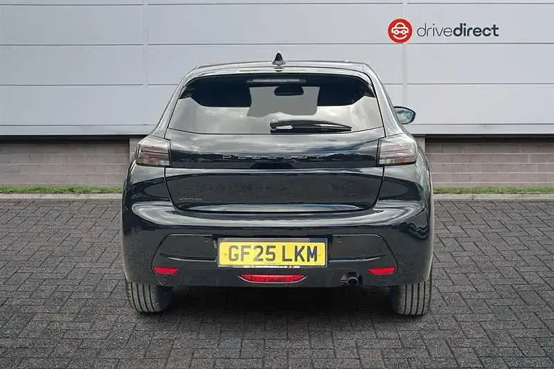 Used Peugeot 208 Allure 100 HP (73 kW) 2025 Black Hatchback