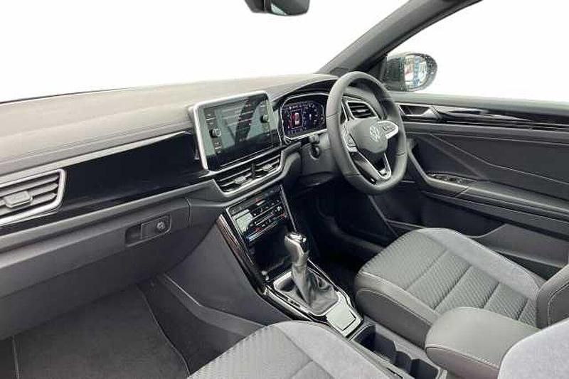 Usado VW T-Roc 150 HP (110 kW) 2025 SUV