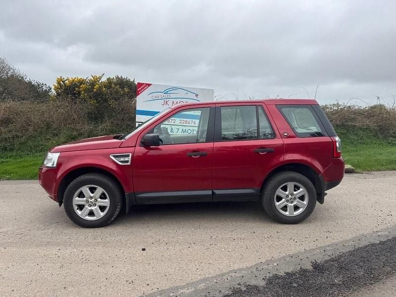 Used Land Rover Freelander 2 S 150 HP (110 kW) 2012 Red SUV