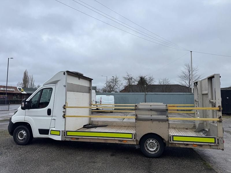 Used Peugeot Boxer S 2021 White Van