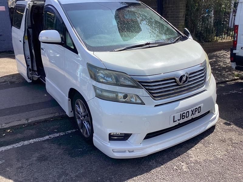 White Used 2024 Toyota Alphard MPV | £9,795 (Super price) - Image 1/4