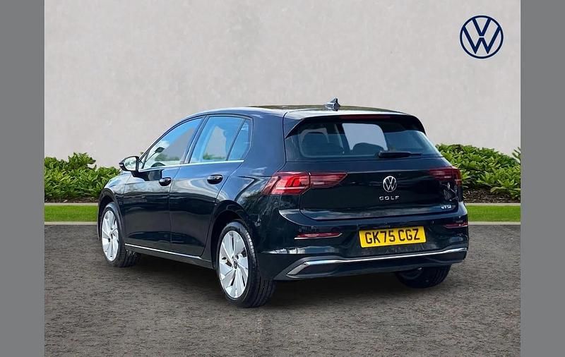 Used VW Golf VIII Style 147 HP (108 kW) 2025 Black Hatchback