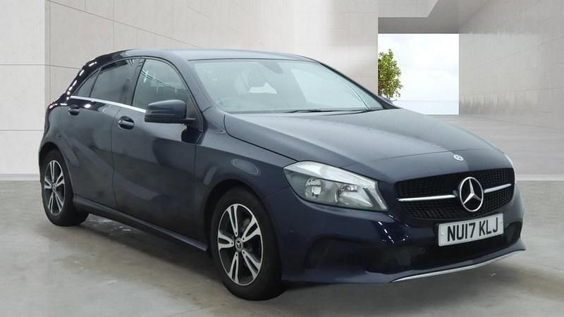 Used Mercedes A180 Executive 2017 Cavansite blue Hatchback
