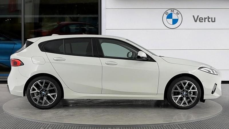 Used BMW 120 Sport Line 168 HP (123 kW) 2025 White Hatchback
