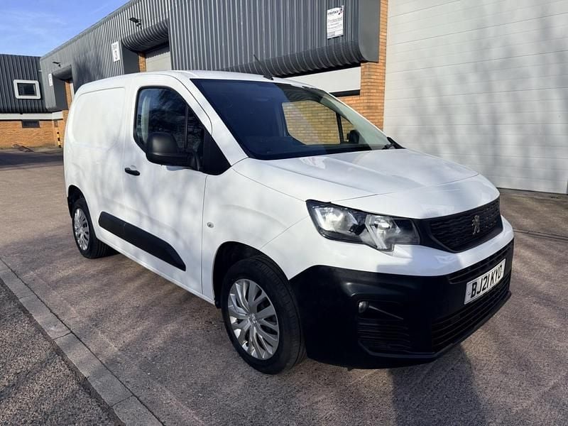 Used Peugeot Partner 2021 White MPV