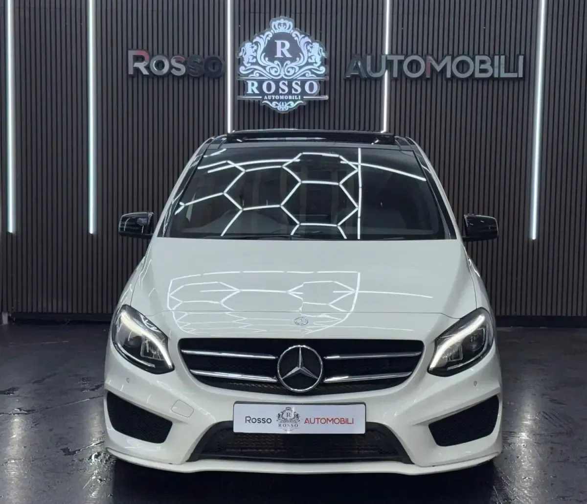 Used Mercedes B200 AMG Line Premium Plus 2015 White MPV