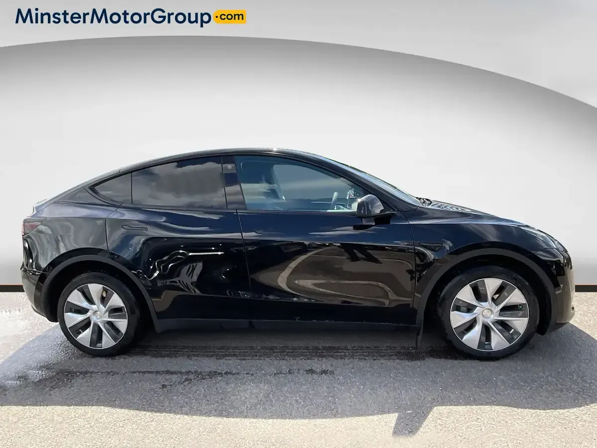 Used Tesla Model Y Long Range AWD 378 kW (514 HP) 2023 Black SUV