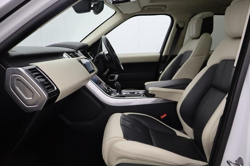 Used Land Rover Range Rover Sport Autobiography Dynamic 300 HP (220 kW) 2020 White SUV