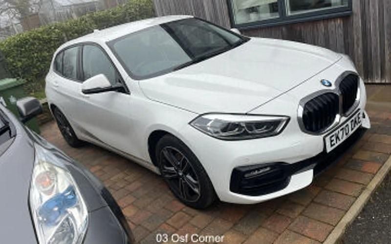 Używany BMW 118 Sport Line 140 KM (102 kW) 2020 Hatchback
