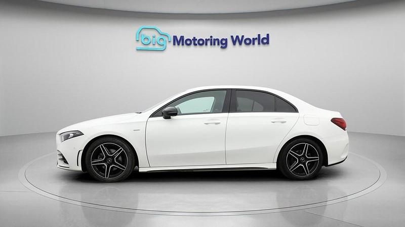 Used Mercedes A180 Executive 136 HP (100 kW) 2022 White Sedan