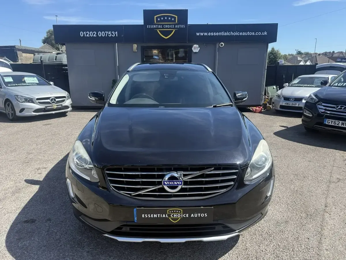 Used Volvo XC60 SE Lux 215 HP (158 kW) 2014 Black SUV