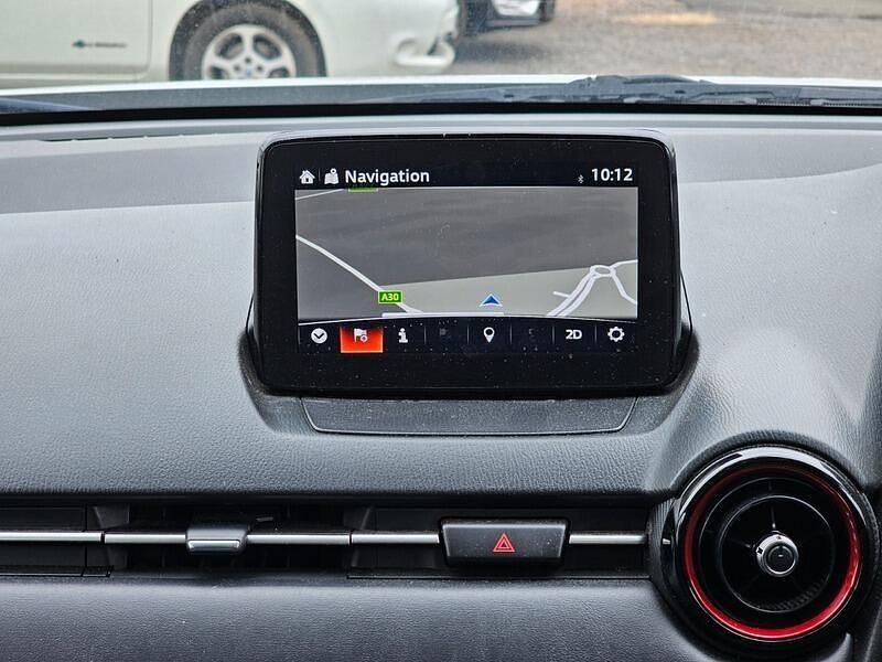 Usado Mazda CX-3 105 HP (77 kW) 2017 Branco SUV