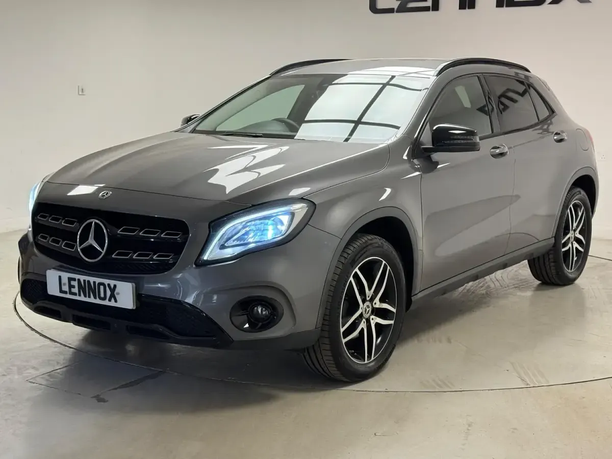 Used Mercedes GLA180 Urban 122 HP (89 kW) 2019 Grey SUV