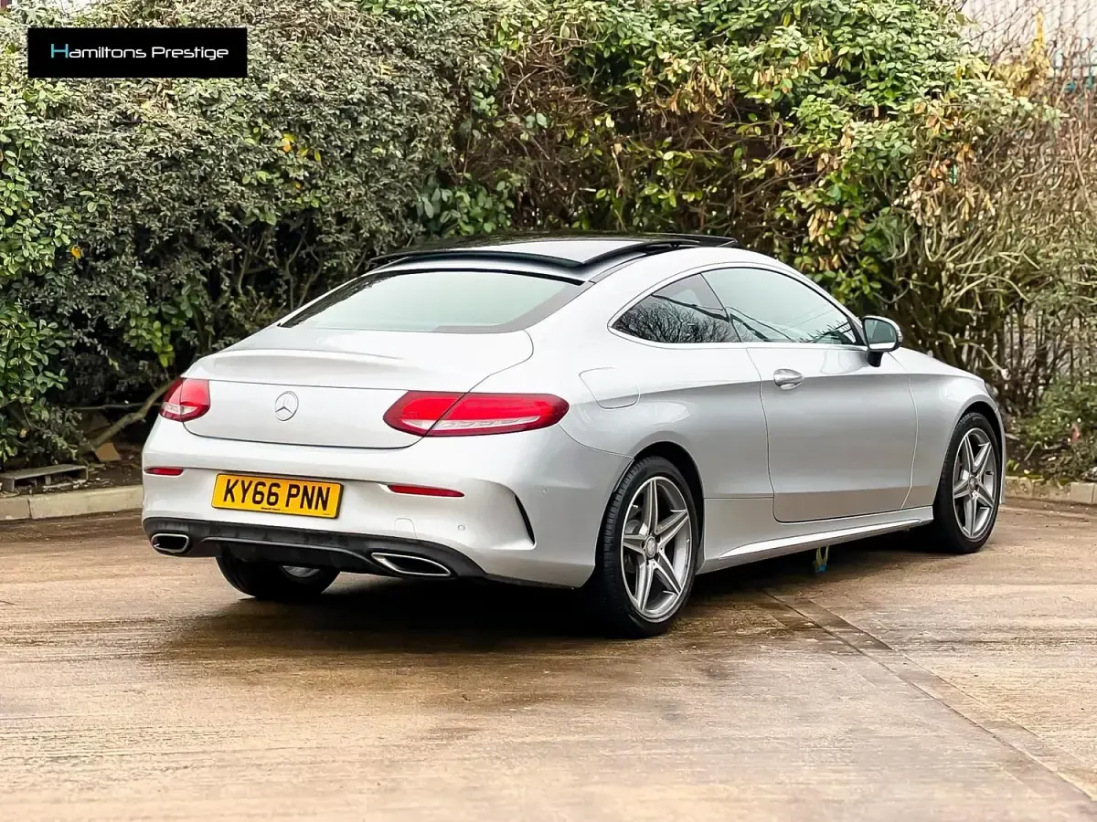Used Mercedes C250 AMG Line Premium Plus 201 HP (147 kW) 2016 Silver Coupe