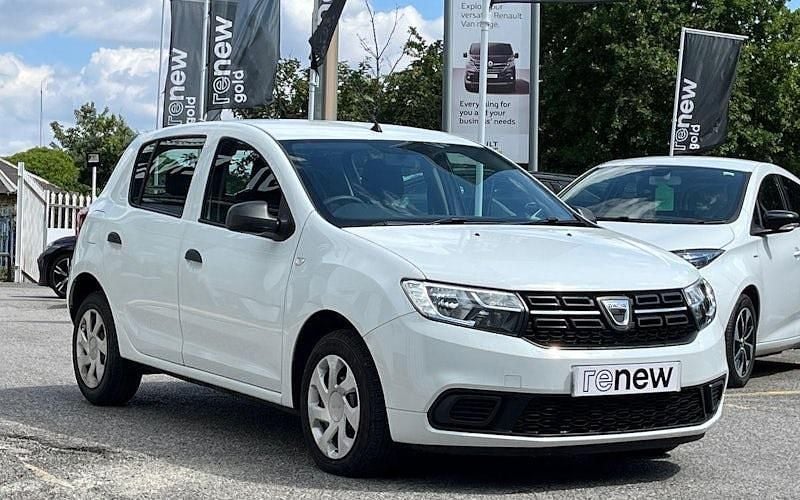 Used 2019 Dacia Sandero Essentiel Hatchback | £5,850 (Good price) - Image 1/3