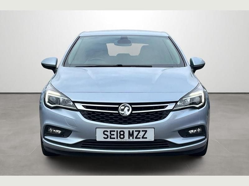 Used Vauxhall Astra Elite 148 HP (108 kW) 2018 Grey Hatchback