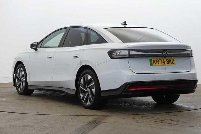 Begagnad VW ID.7 Pro 210 kW (286 HK) 2024 Vit Halvkombi