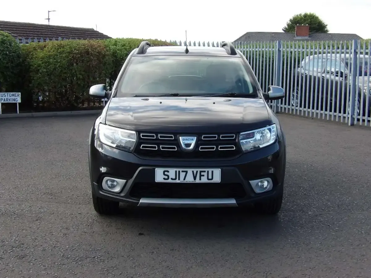 Used Dacia Sandero Ambiance 90 HP (66 kW) 2017 Black Hatchback