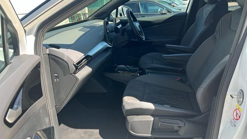 Used VW ID.4 Pro 210 kW (286 HP) 2025 Glacier white metallic black SUV