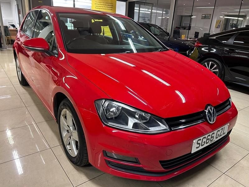 Red Used 2016 VW Golf VII Edition Hatchback | £6,490 (Fair price) - Image 1/4