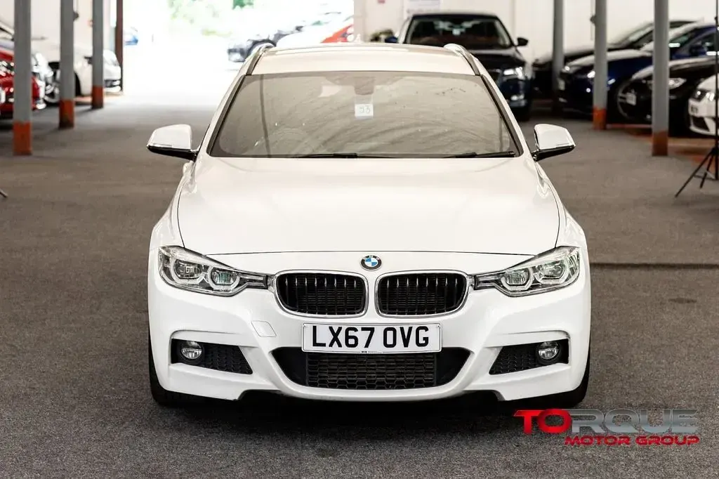 Used BMW 320 M Sport 190 HP (139 kW) 2018 White Estate