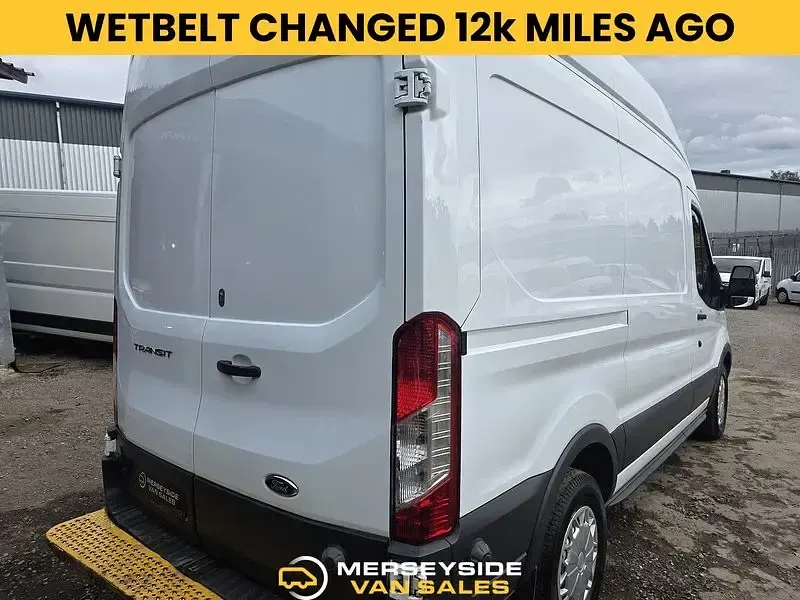 Used Ford Transit 130 HP (95 kW) 2018 White Van