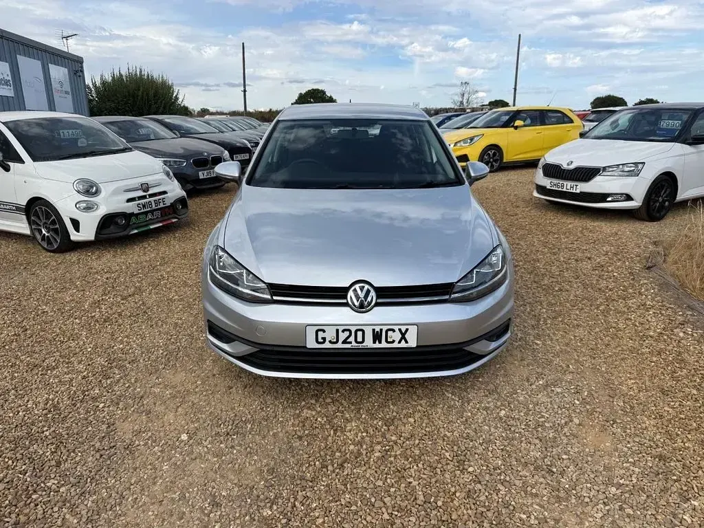 Used VW Golf VII S 115 HP (84 kW) 2020 Silver Hatchback