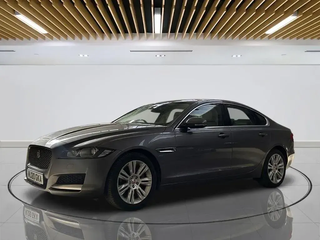 Used Jaguar XF Portfolio 180 HP (132 kW) 2020 Grey Sedan