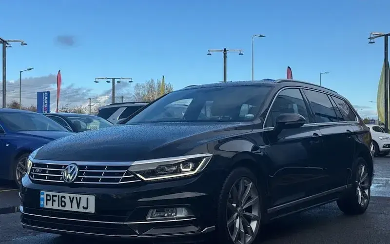 Used VW Passat R-line 241 HP (177 kW) 2016 Black Estate