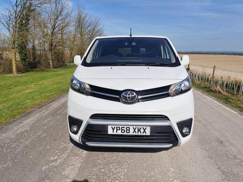 Used Toyota Proace Verso City 148 HP (108 kW) 2018 White MPV